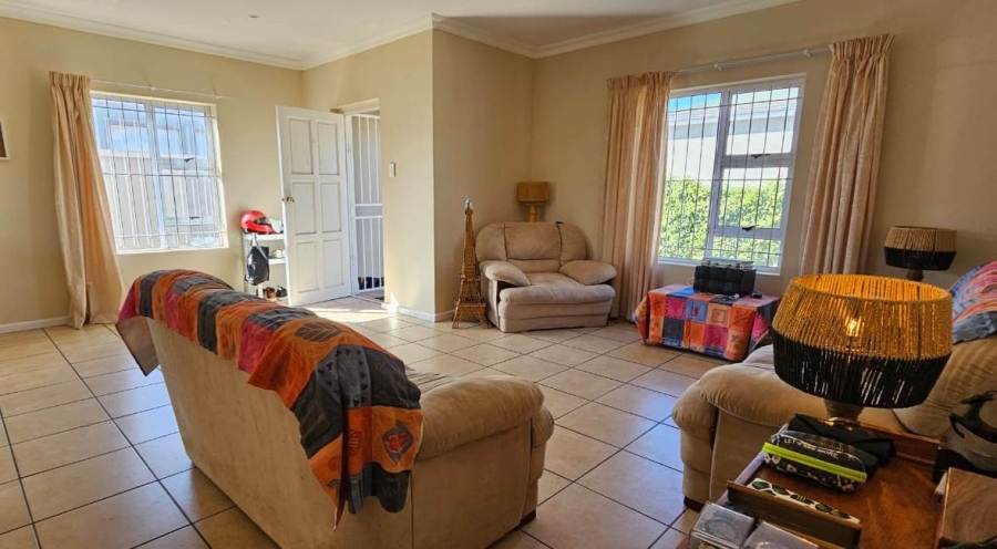 3 Bedroom Property for Sale in Vredenburg Western Cape